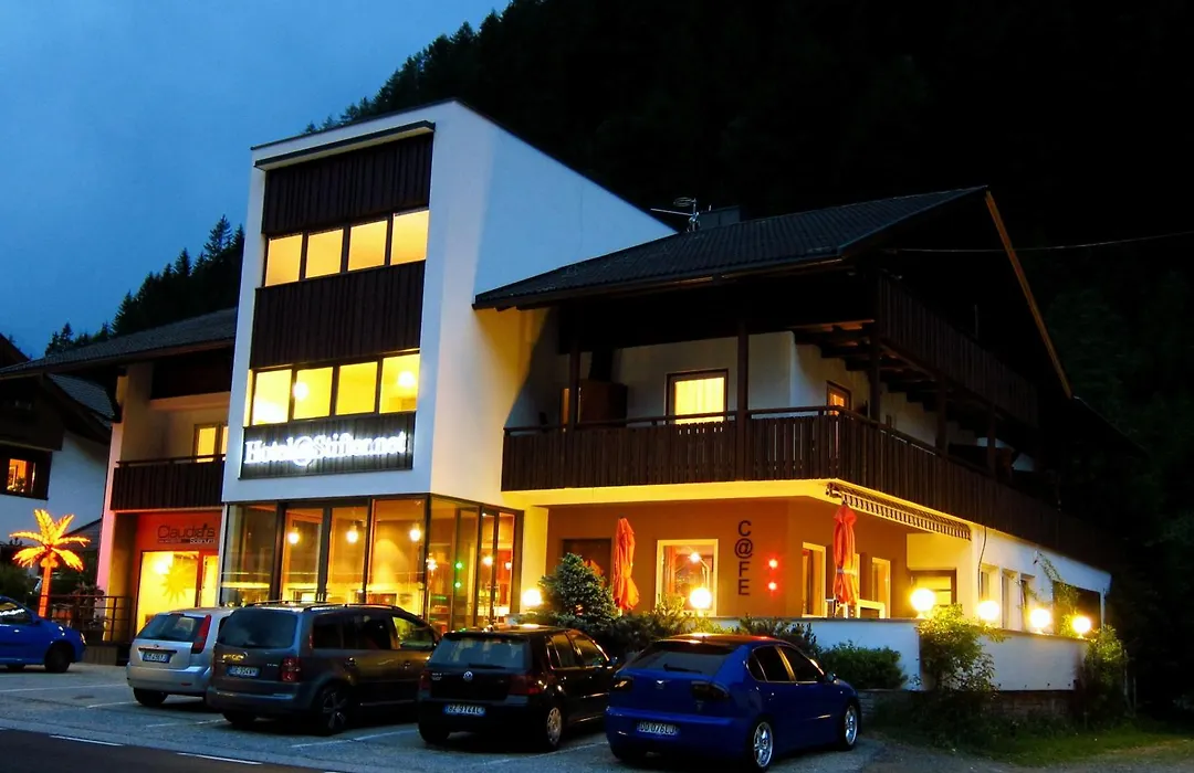 Hotel Stifter-1